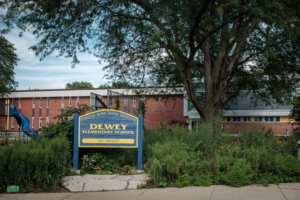 District 65 parents threaten lawsuit over school closure plans — Evanston RoundTable